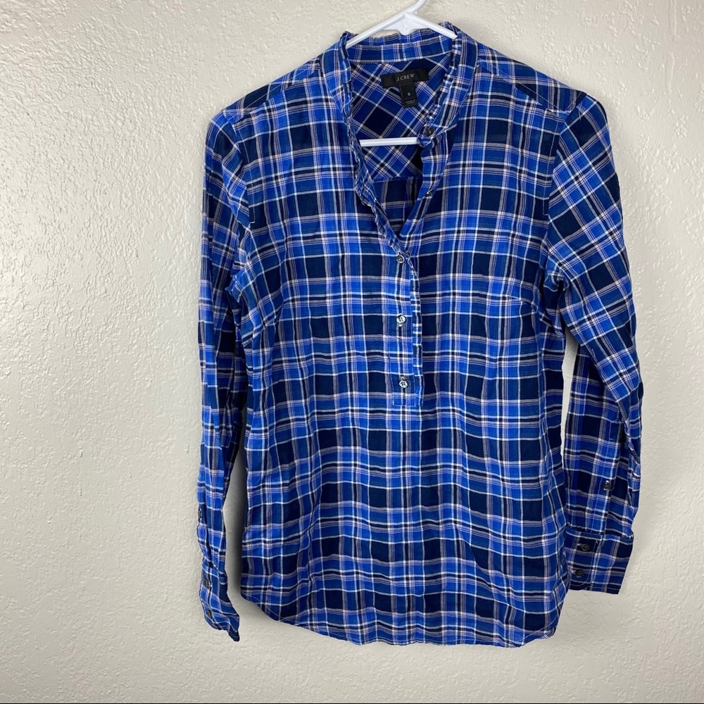 J crew Blue Plaid quarter button down long sleeve
